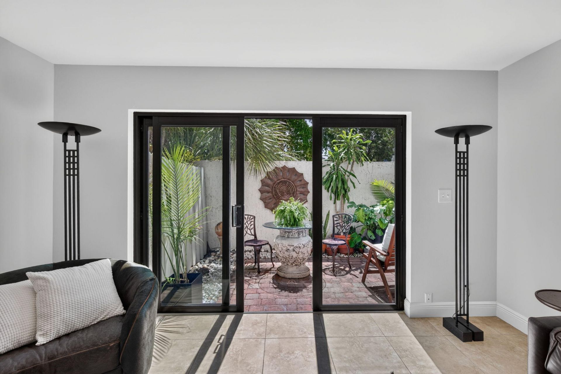 547 NE 7th Avenue, Fort Lauderdale, FL 33301 Photo