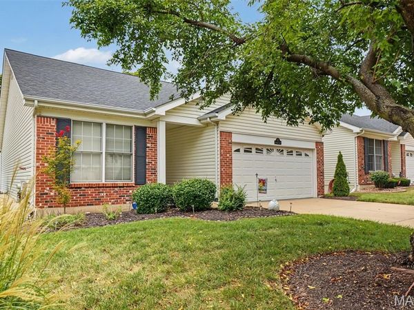 8 Soenker Circle , St Peters, MO 63376