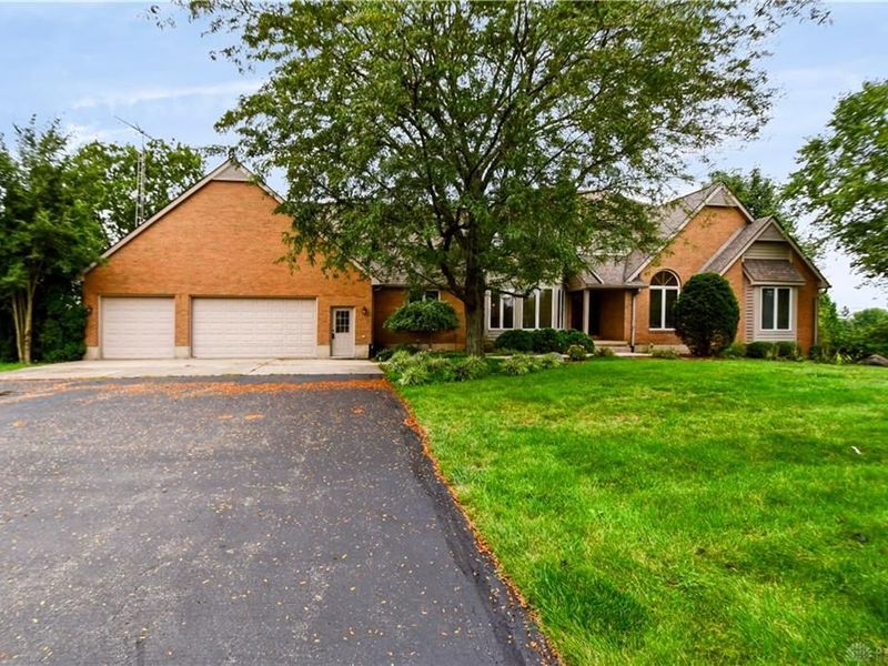7051 Studebaker Road, Tipp City, OH 45371 Photo 1