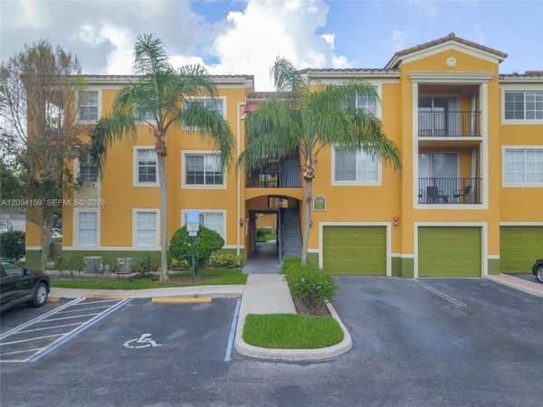 2080 W Preserve Way , Unit 303, Miramar, FL 33025