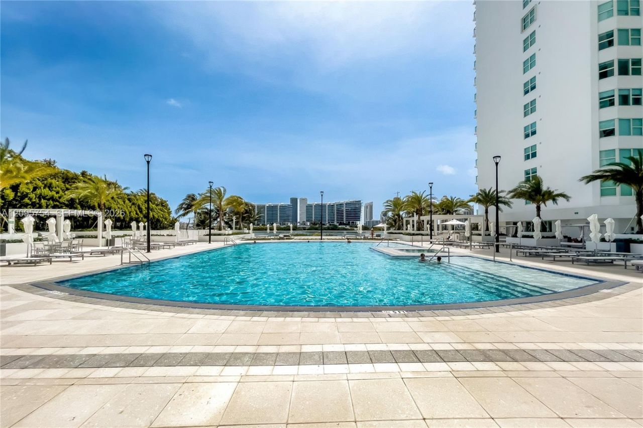 3301 NE 183rd St, Unit 1701, Aventura, FL 33160 Photo