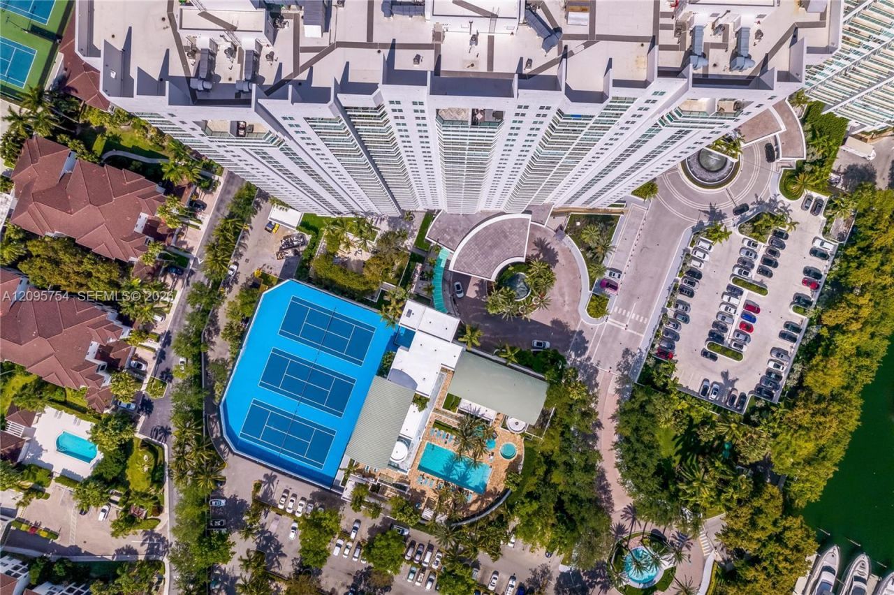 3301 NE 183rd St, Unit 1701, Aventura, FL 33160 Photo