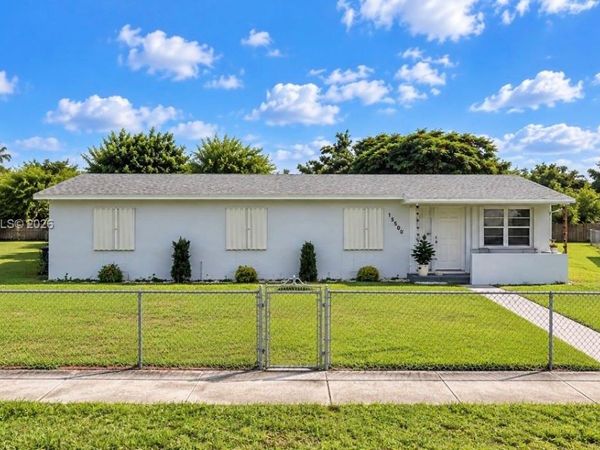 15500 SW 308th St, Homestead, FL 33033