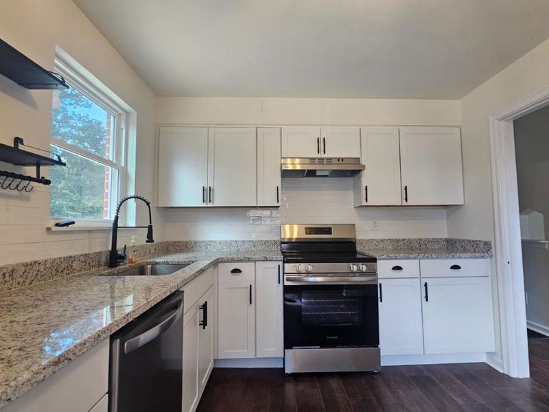 6925 Pin Oak Drive, North College Hill, OH 45239 Photo 10
