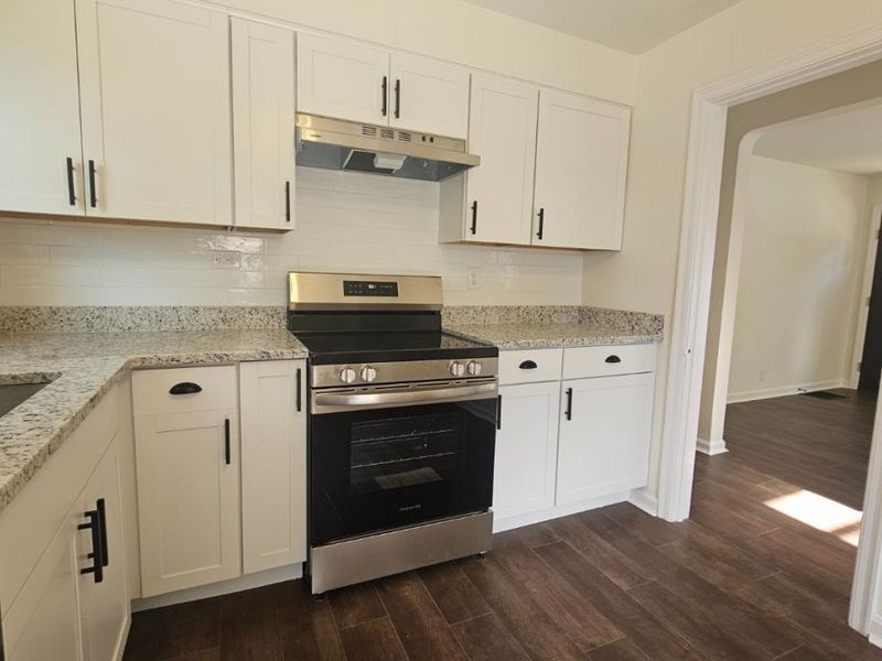 6925 Pin Oak Drive, North College Hill, OH 45239 Photo 13