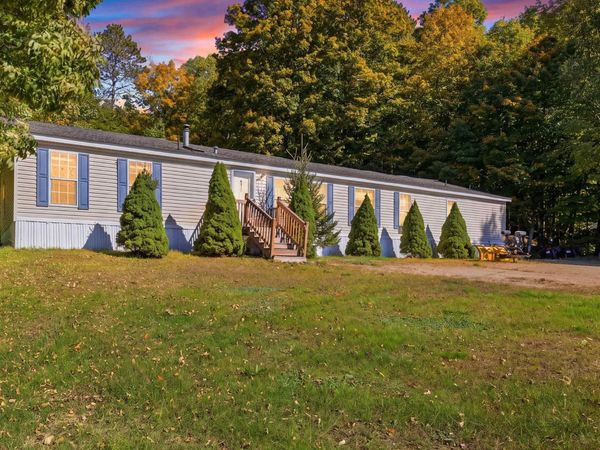 811 Eastside Road, Woodstock, NH 03262