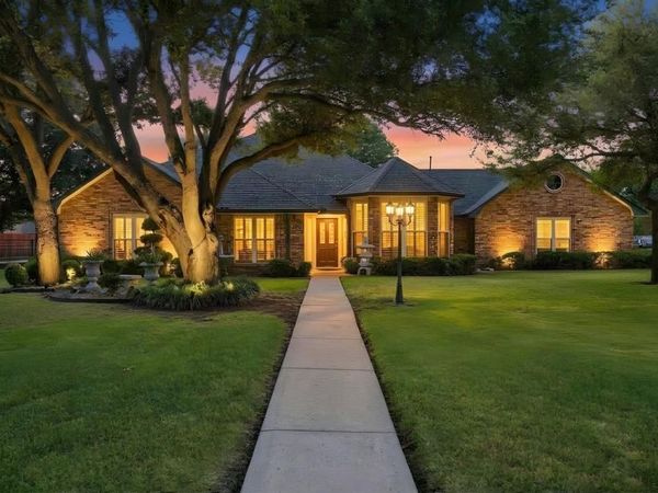 108 Chautauqua Drive, Waxahachie, TX 75165