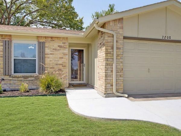 7208 Romford Way, North Richland Hills, TX 76182