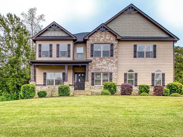 150 Charleston Drive, Senoia, GA 30276