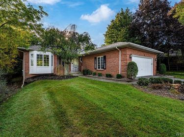 30 Hampton Hill Drive, Buffalo, NY 14221
