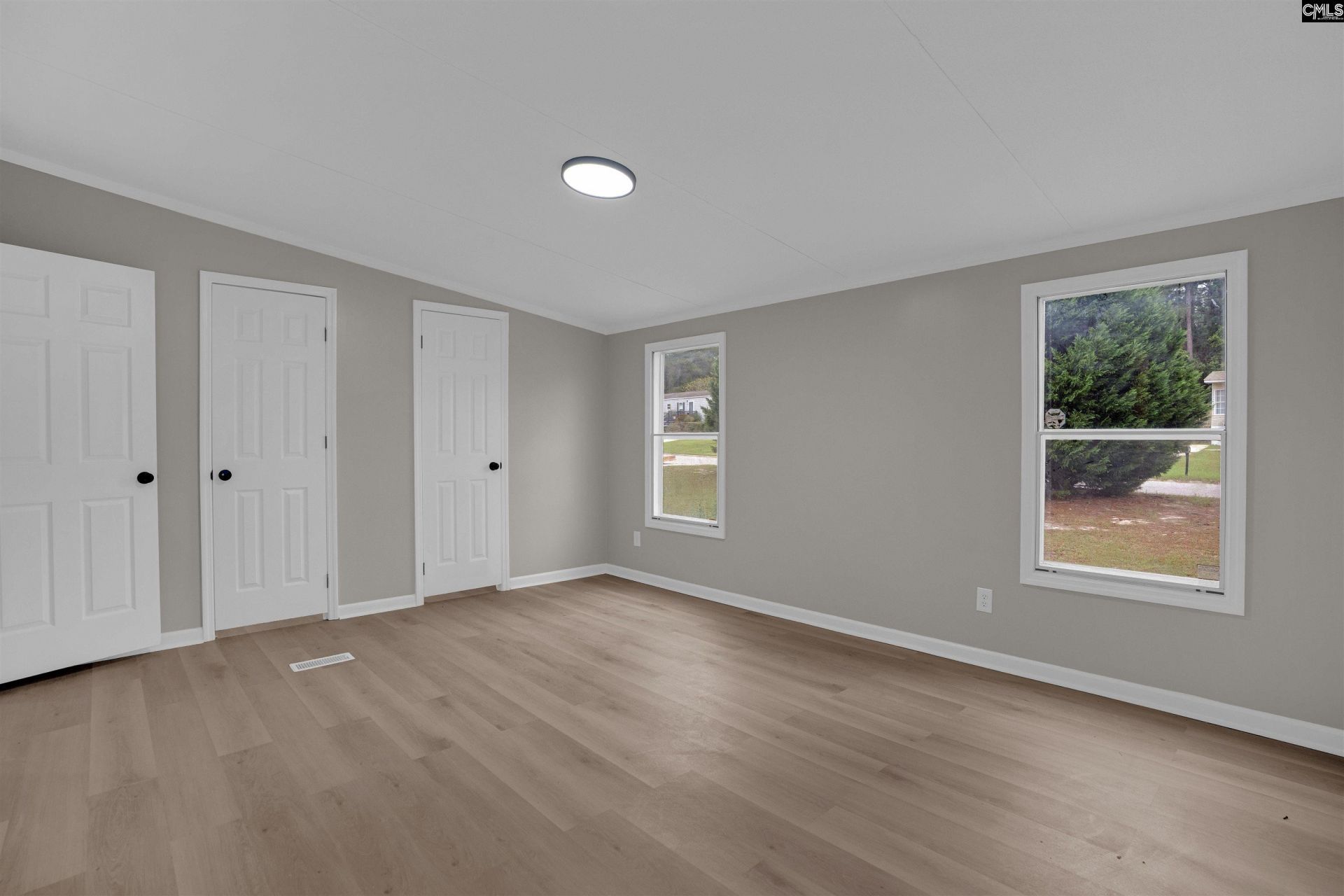 127 Castleville Court Photo 22