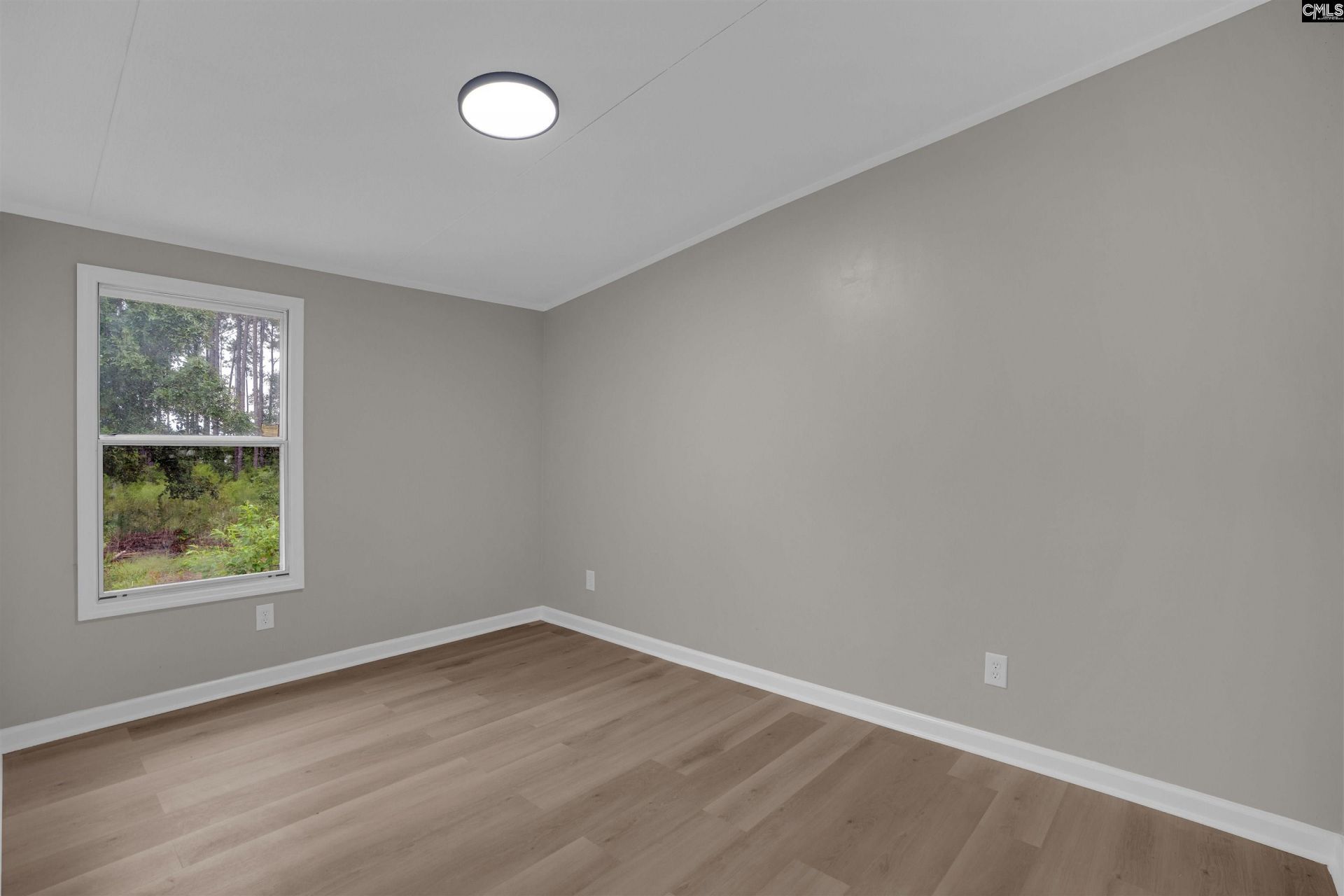 127 Castleville Court Photo 26