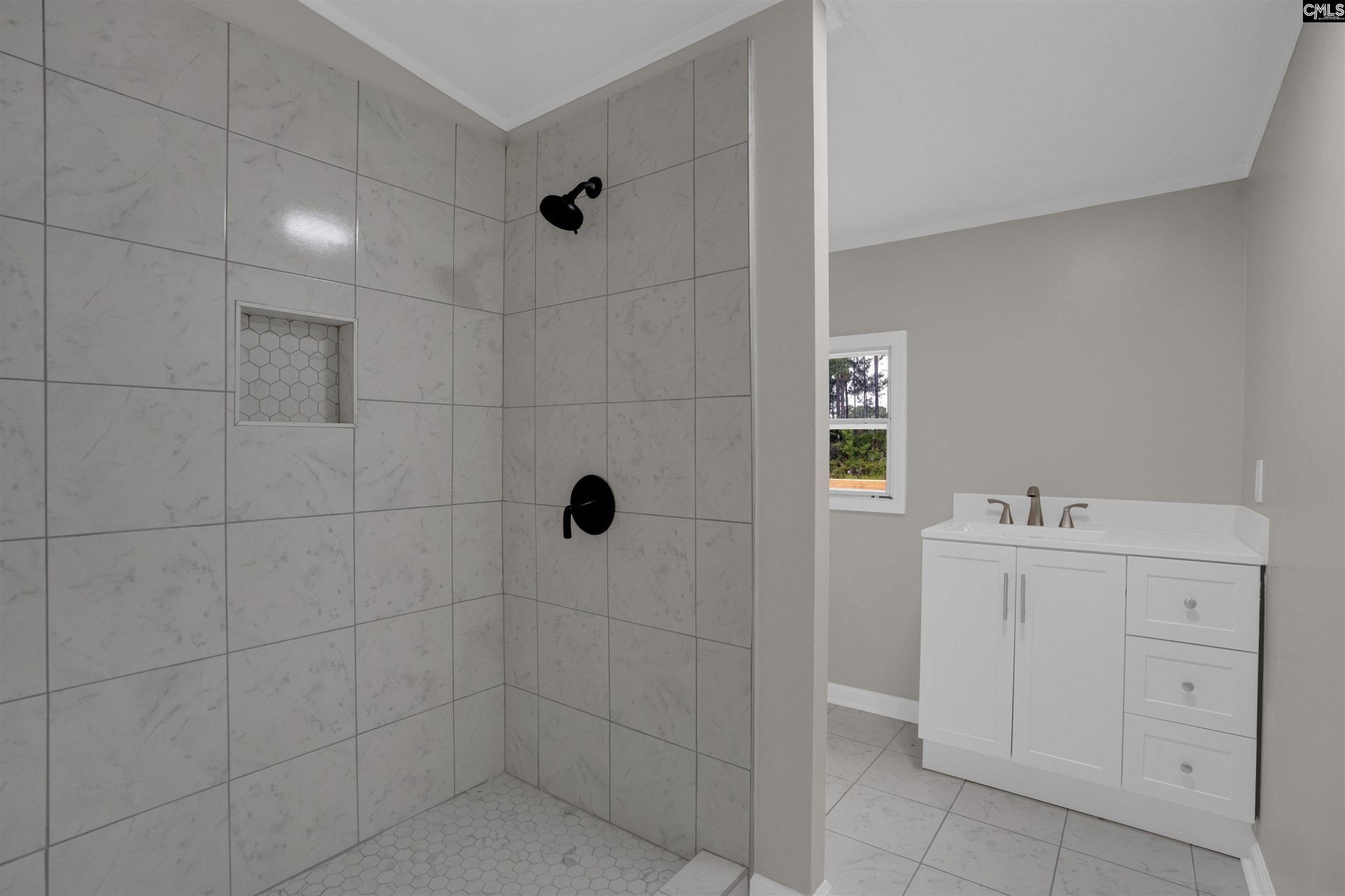 127 Castleville Court Photo 28
