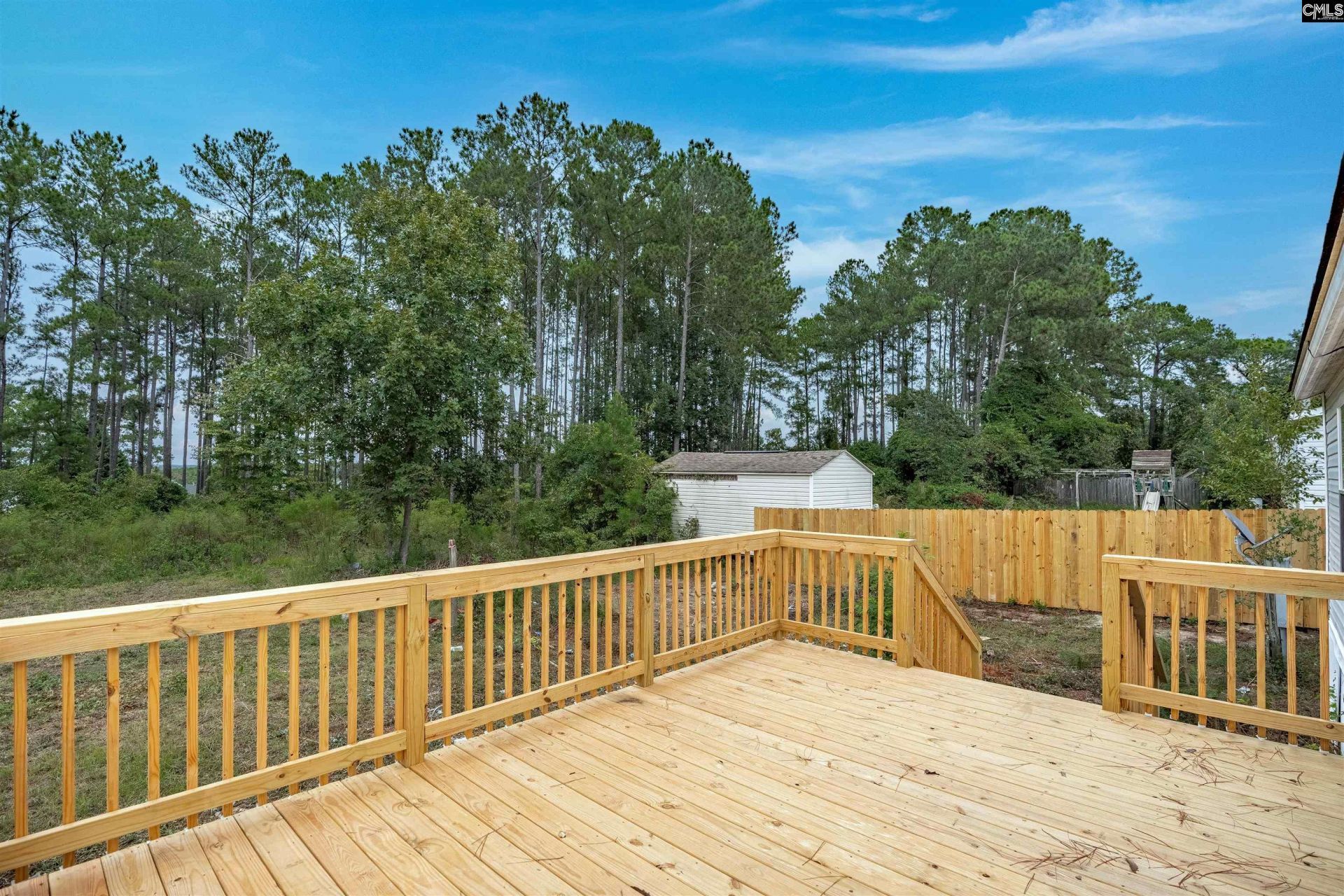 127 Castleville Court Photo 34