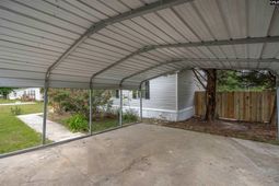 127 Castleville Court photo 4