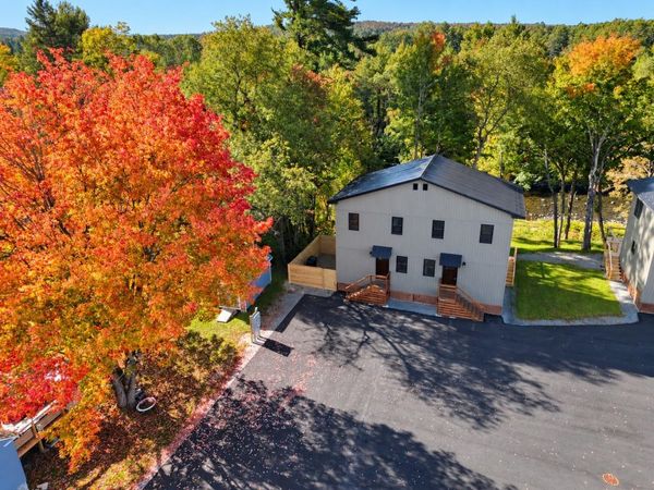 196 Washington Street, Unit 2, Littleton, NH 03561