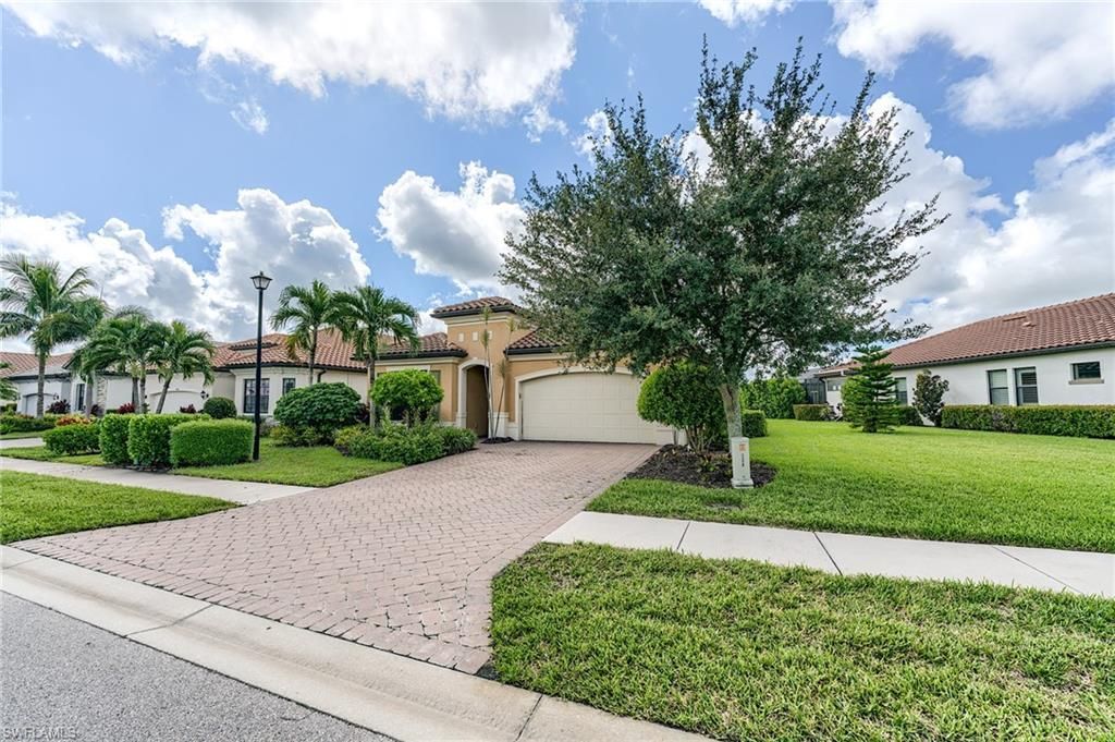 1940 Mustique St, Naples, FL 34120 Photo