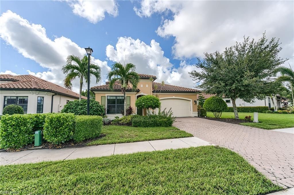 1940 Mustique St, Naples, FL 34120 Photo