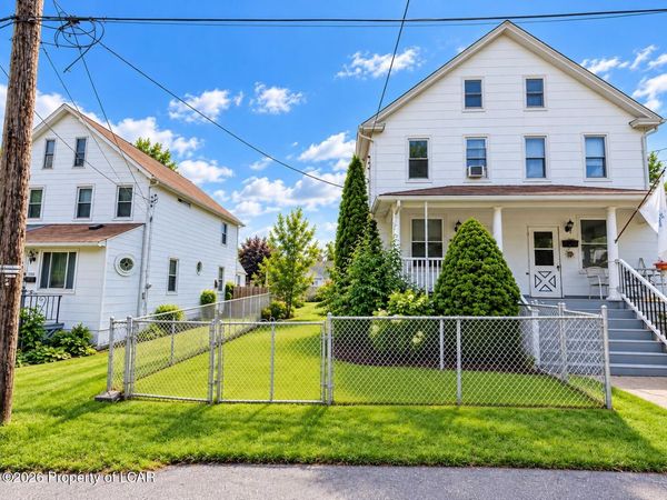 352 Juniper Street, Freeland, PA 18224