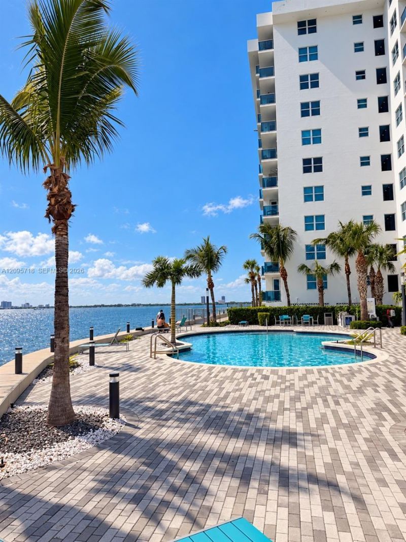 7501 E Treasure Dr , Unit 3P, North Bay Village, FL 33141 Photo
