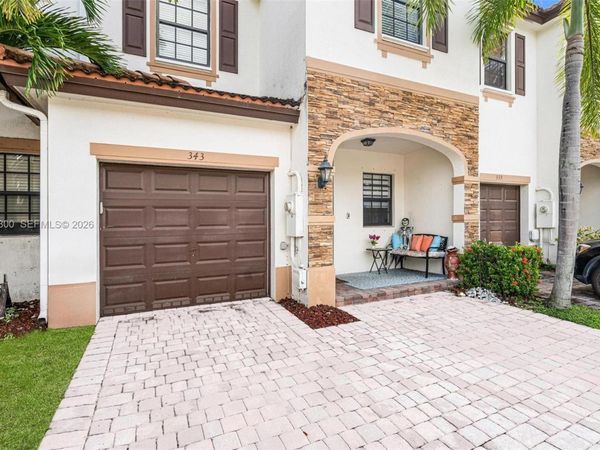 343 NE 37th Ter , Homestead, FL 33033