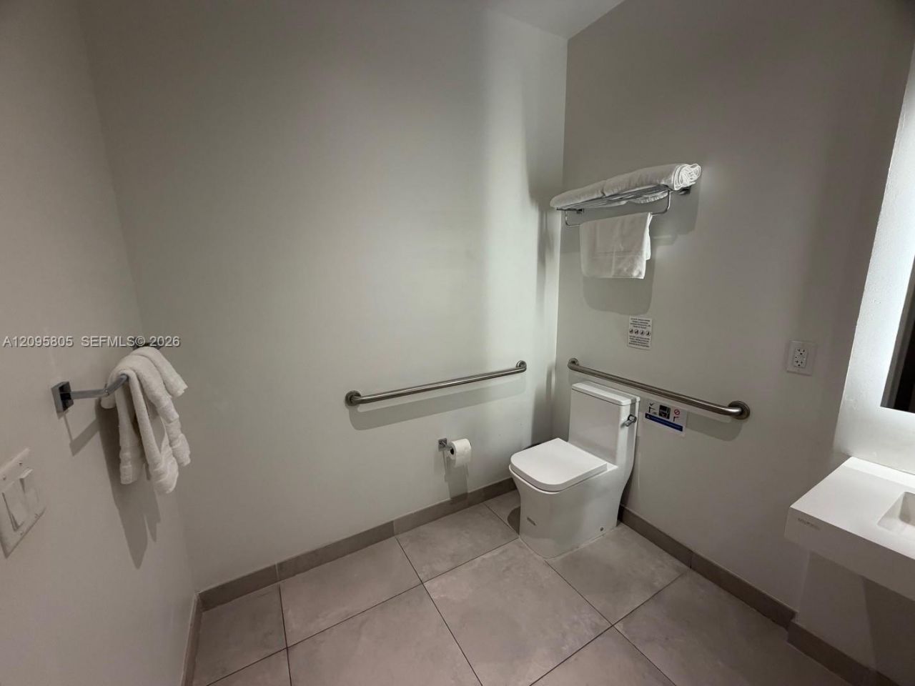 229 SW 9th St, Unit 508, Miami, FL 33130 Photo
