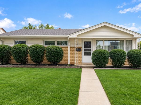 1315 Everett Avenue, Des Plaines, IL 60018