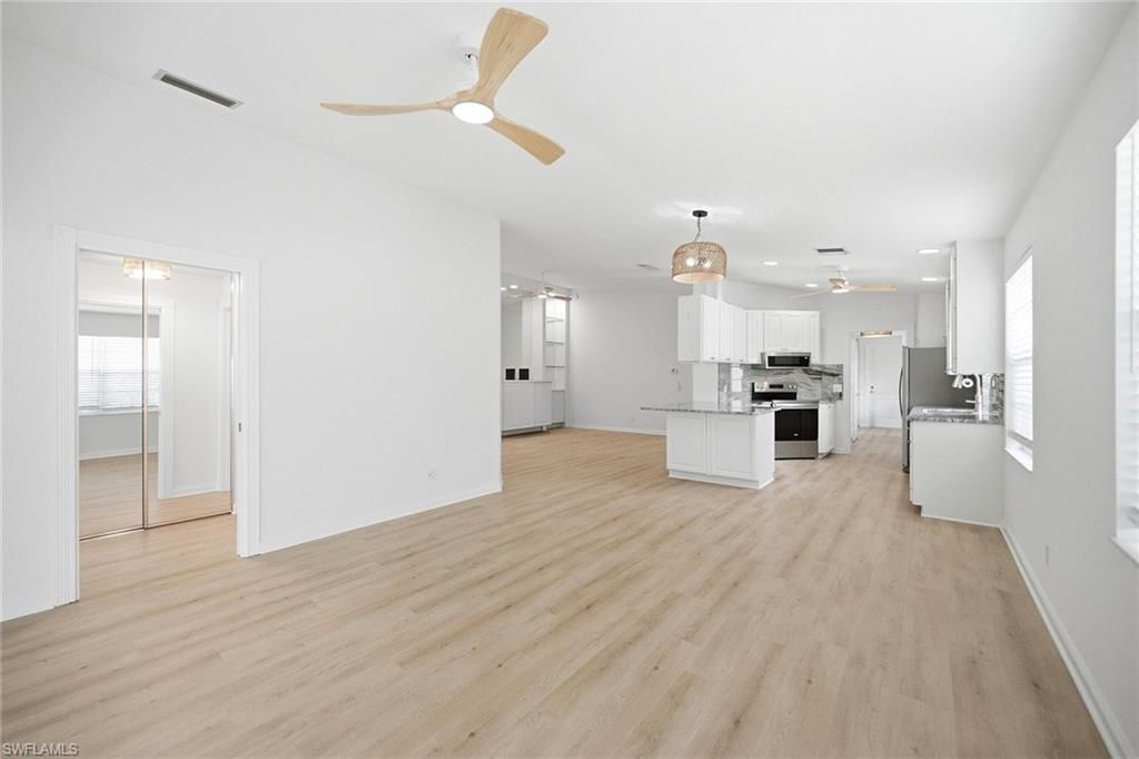 5606 Eleuthera Way, Naples, FL 34119 Photo