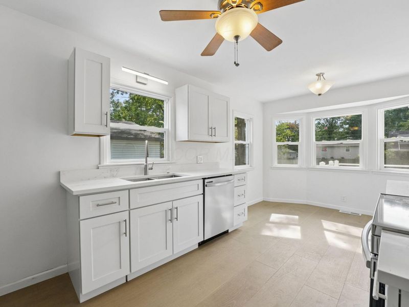 2655 Woodley Road, Columbus, OH 43231 Photo 13