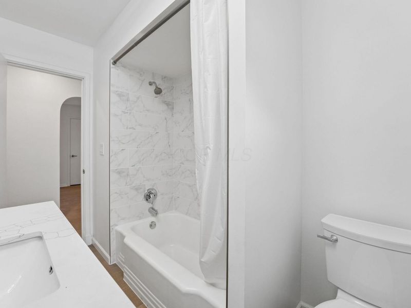 2655 Woodley Road, Columbus, OH 43231 Photo 25