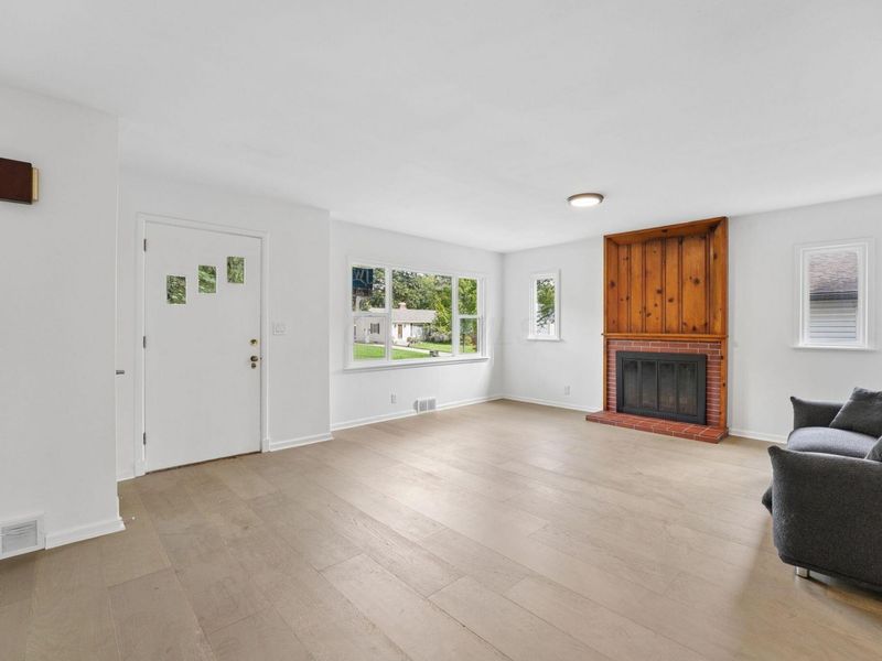2655 Woodley Road, Columbus, OH 43231 Photo 9