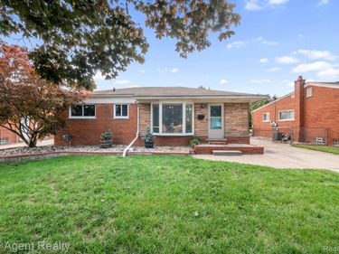 11854 Hovey Street, Warren, Mi 48089