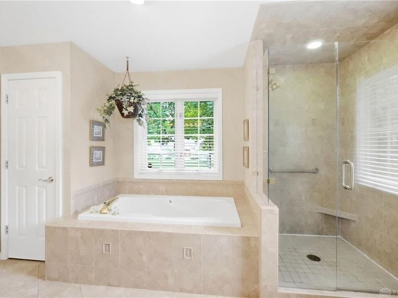 6956 Vienna Woods Trail, Miami Township, OH 45459 Photo 38