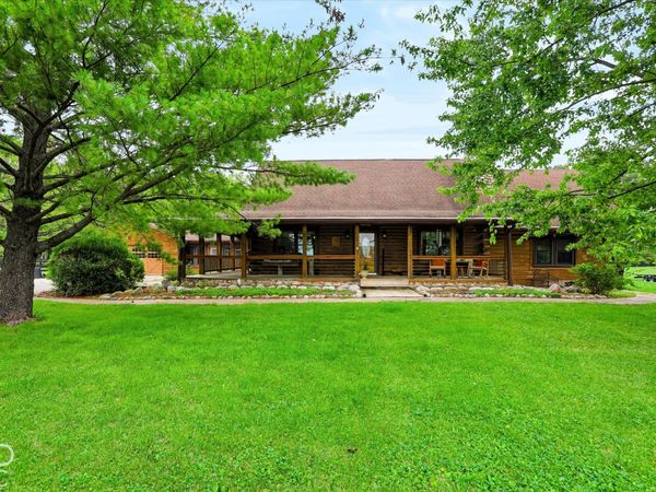 9745 Cumberland Road , Fishers, IN 46037