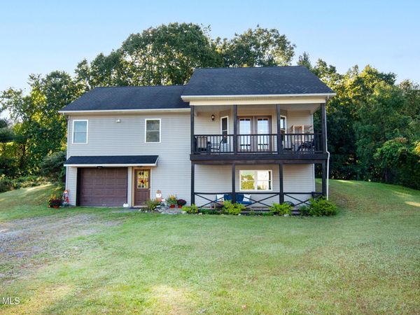 419 Verbeck Avenue, Schaghticoke, NY 12154