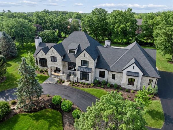 14 CARNOUSTIE Lane , Inverness, IL 60067