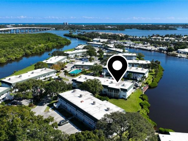 2800 Indian River Boulevard , Unit 10J, Vero Beach, FL 32960