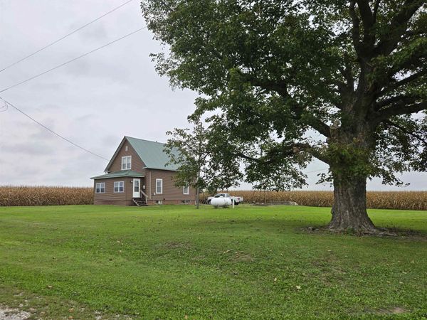 2670 E County Road 2200 Road, La Harpe, IL 61450
