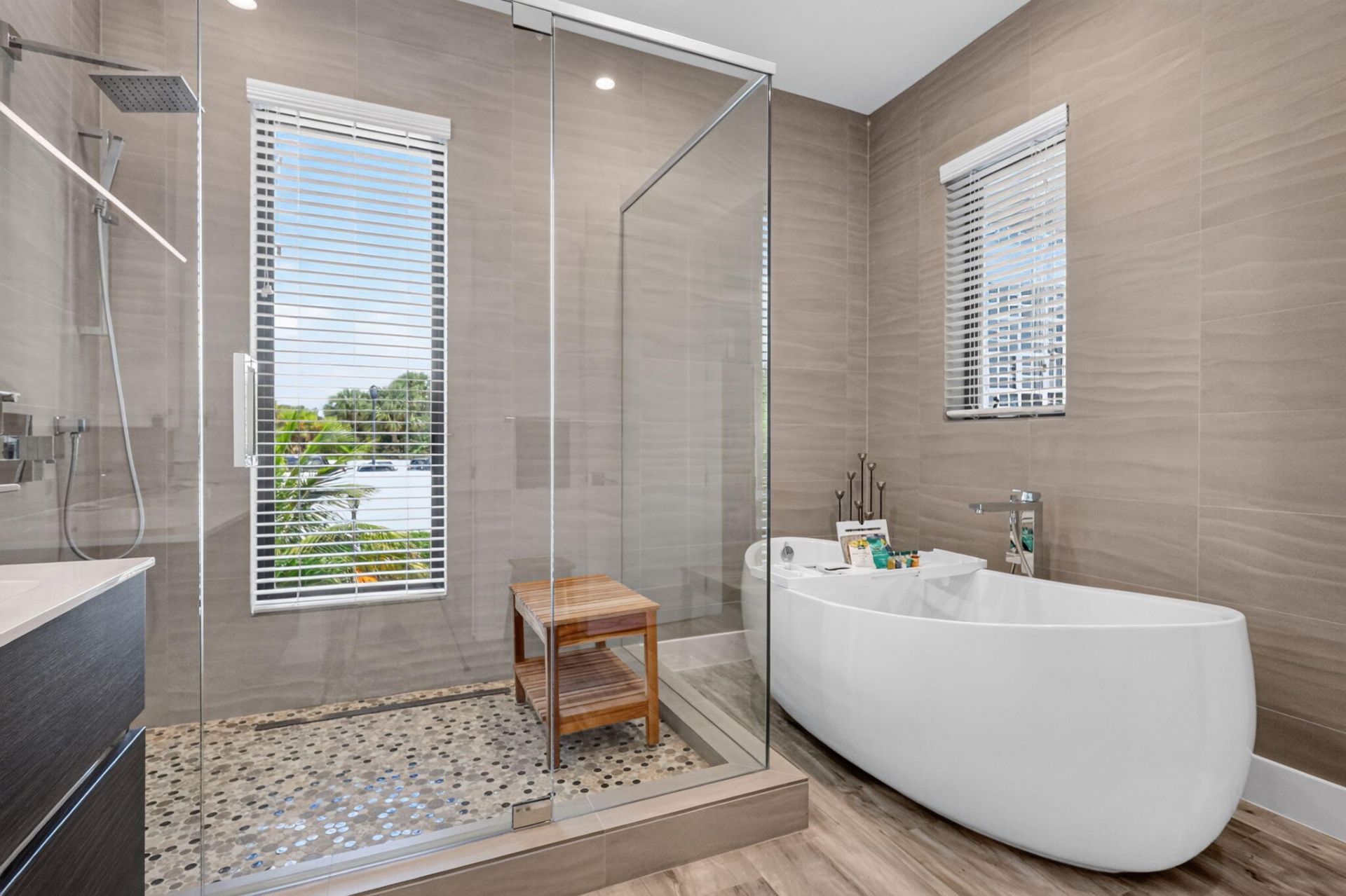 336 Balboa Street, Hollywood, FL 33019 Photo