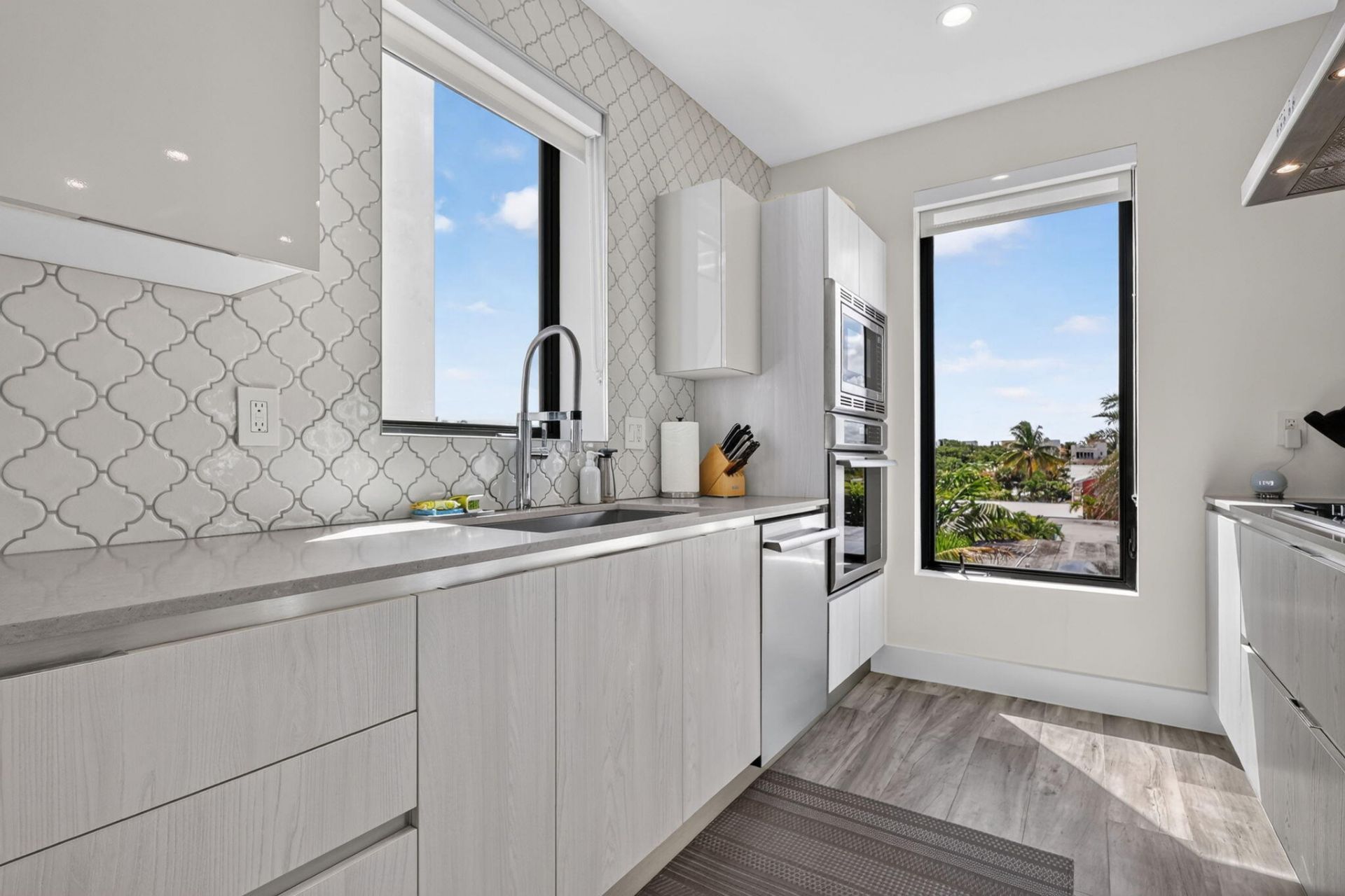 336 Balboa Street, Hollywood, FL 33019 Photo