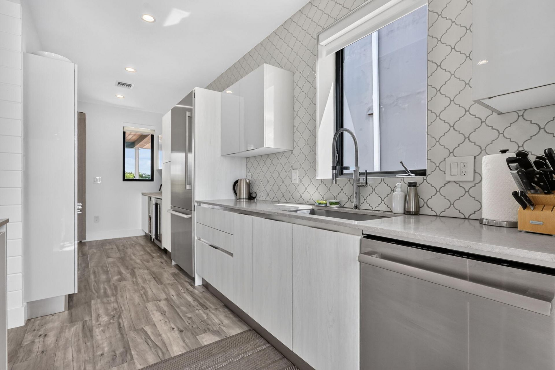 336 Balboa Street, Hollywood, FL 33019 Photo