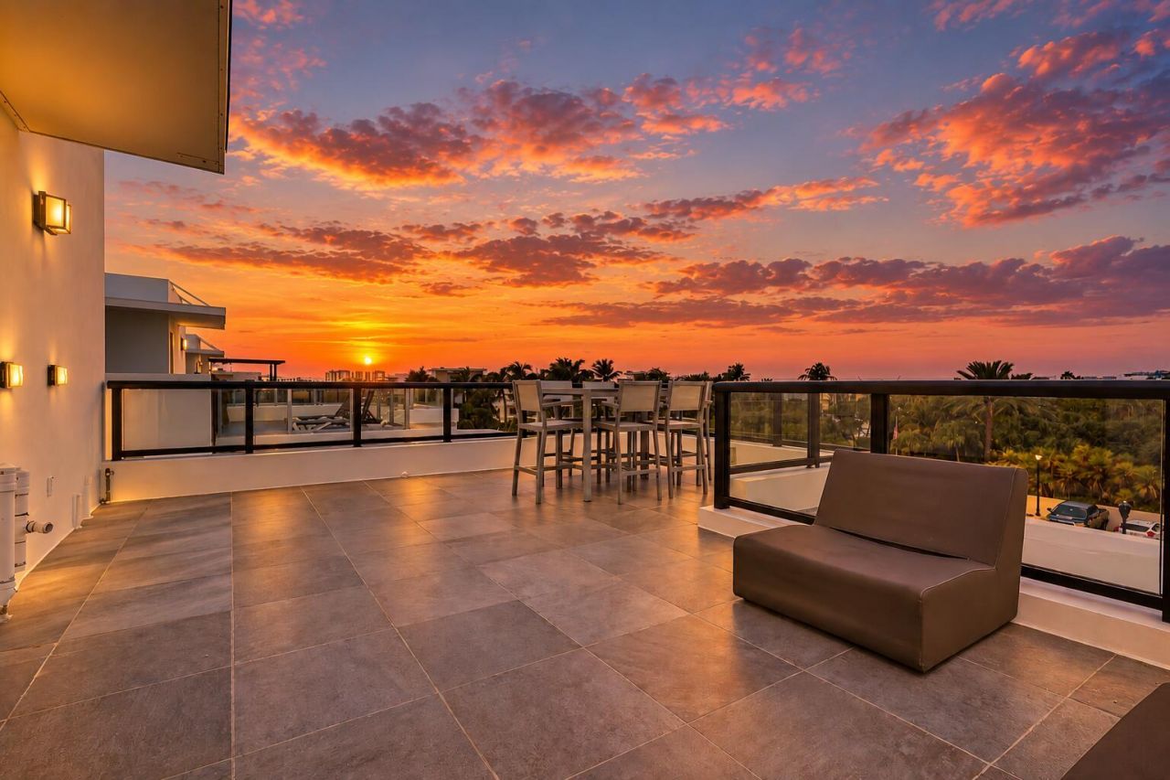 336 Balboa Street, Hollywood, FL 33019 Photo