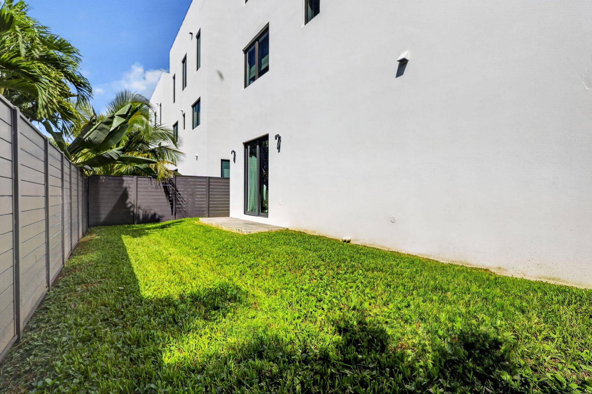 336 Balboa Street, Hollywood, FL 33019 Photo