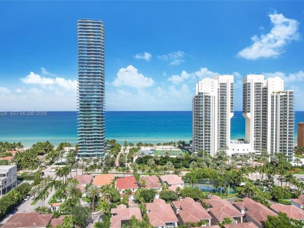 19443 40th Ct, Sunny Isles Beach, FL 33160