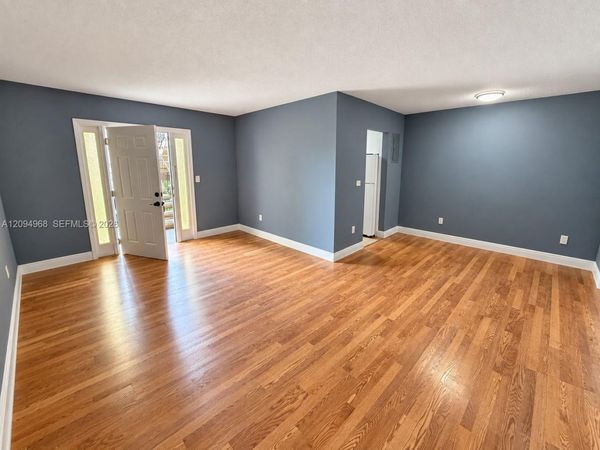 2335 NE 172nd St , Unit 2, North Miami Beach, FL 33160