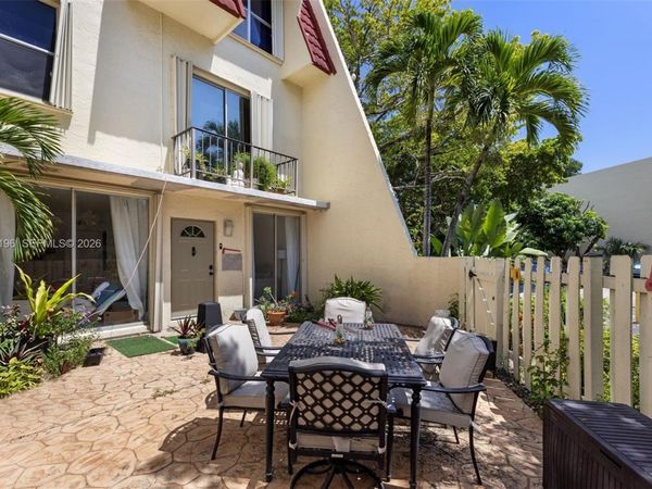 1655 NE 115th St , Unit 9B, Miami, FL 33181