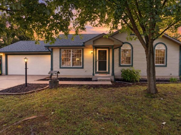 52670 Primrose Road, South Bend, IN 46628