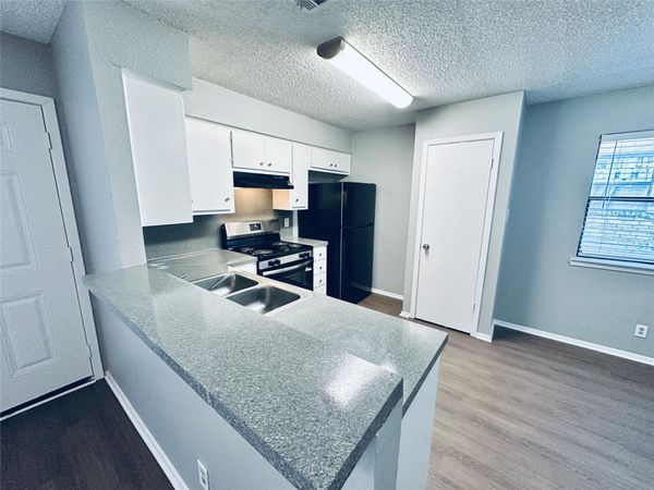 5500 Rose Hill CIR, Unit A, Austin, TX 78745