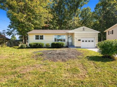 126 River Park Drive, Liverpool, NY 13090
