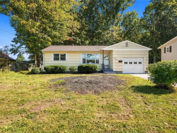 126 River Park Drive, Liverpool, NY 13090
